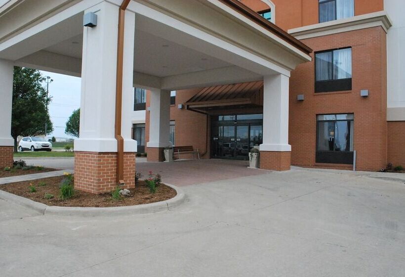 Отель Holiday Inn Express Bloomington West, An Ihg