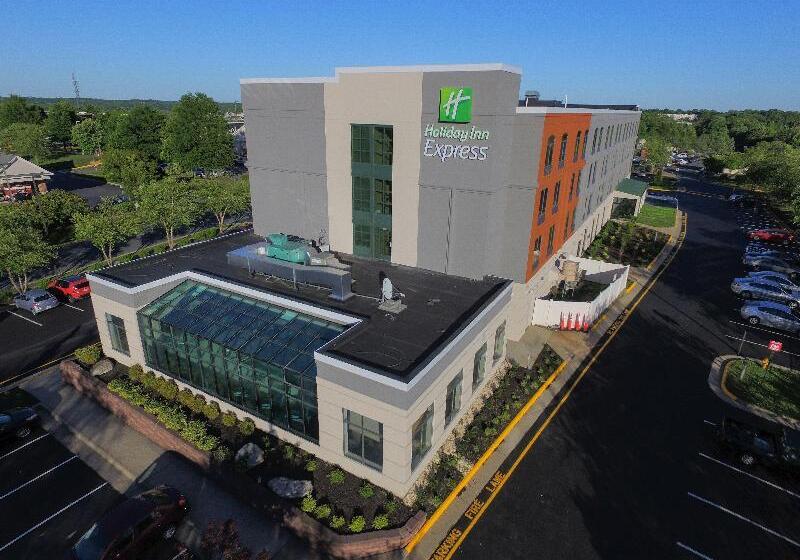 فندق Holiday Inn Express Quantico   Stafford, An Ihg