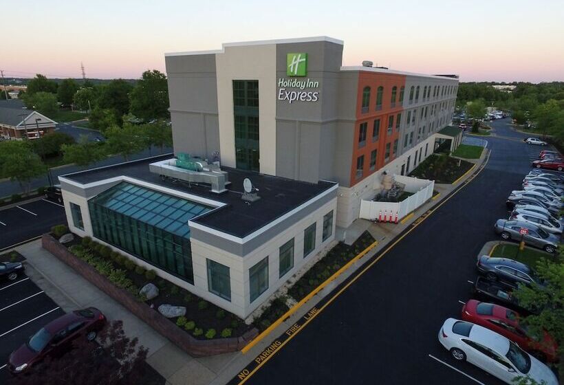 فندق Holiday Inn Express Quantico   Stafford, An Ihg