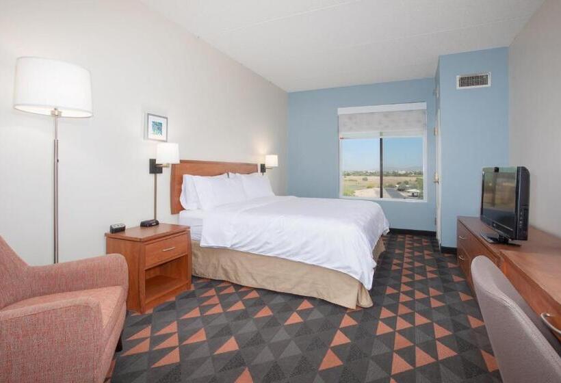 בית מלון כפרי Holiday Inn & Suites Goodyear   West Phoenix Area, An Ihg