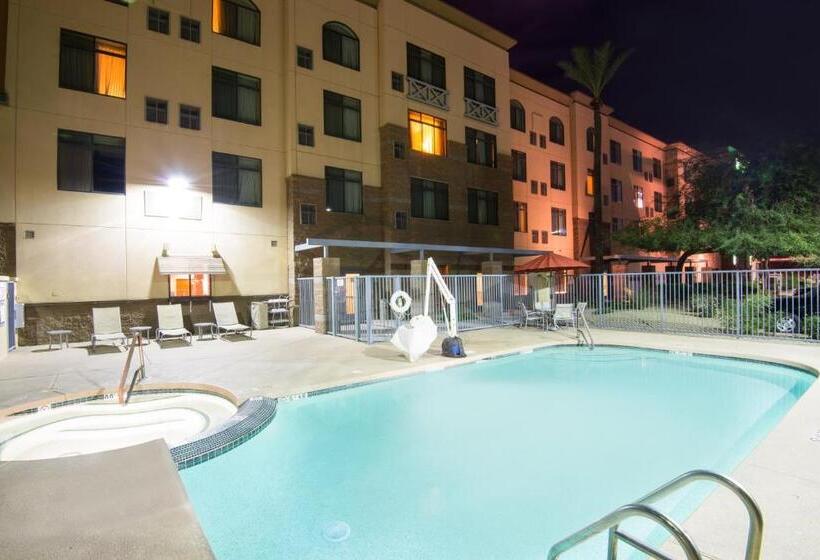 בית מלון כפרי Holiday Inn & Suites Goodyear   West Phoenix Area, An Ihg