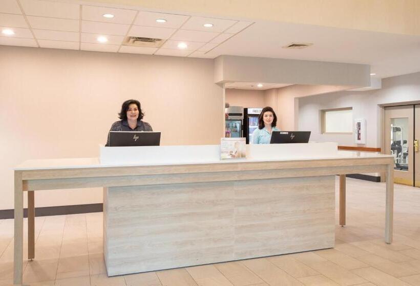 فندق Holiday Inn & Suites Goodyear   West Phoenix Area, An Ihg