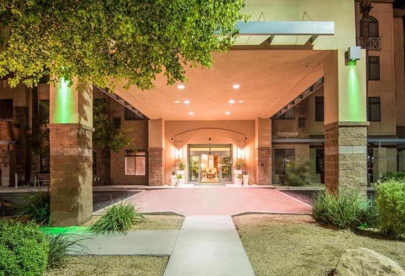 فندق Holiday Inn & Suites Goodyear   West Phoenix Area, An Ihg