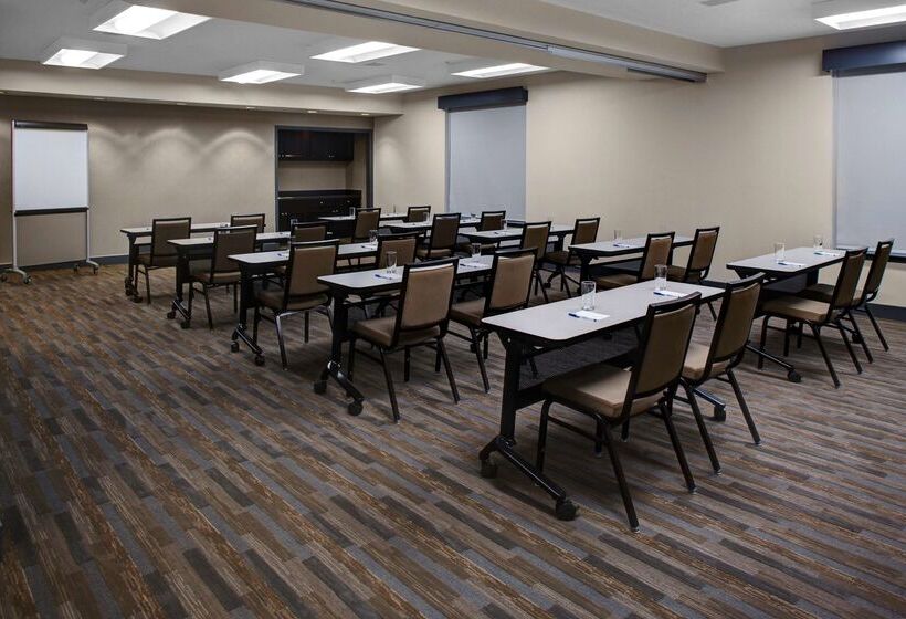 Отель Hyatt House Dallas Lincoln Park