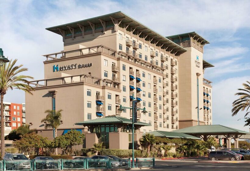 בית מלון כפרי Hyatt House Emeryville