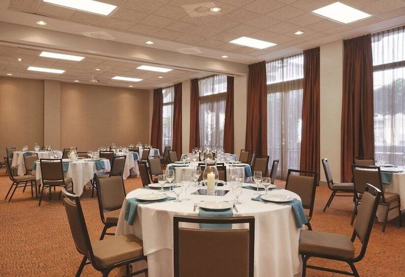 בית מלון כפרי Hyatt House Emeryville