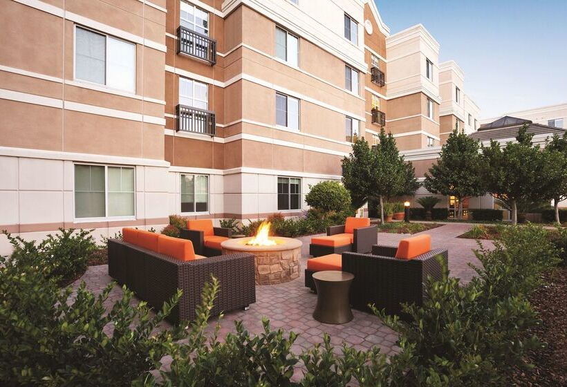 בית מלון כפרי Hyatt House Pleasant Hill