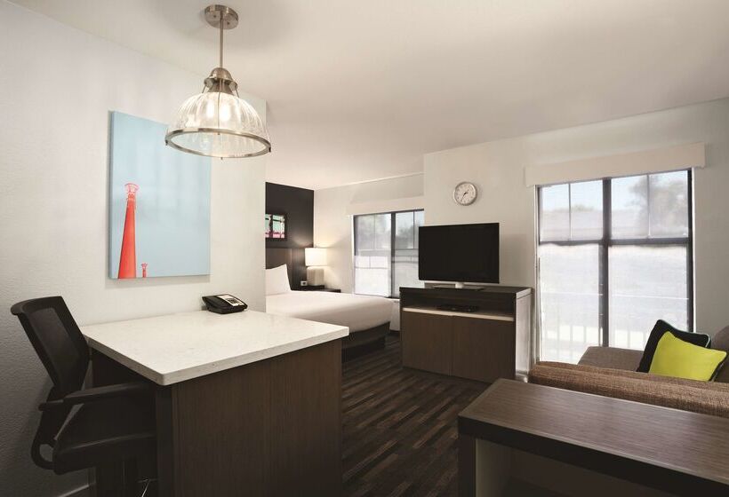 בית מלון כפרי Hyatt House Pleasant Hill