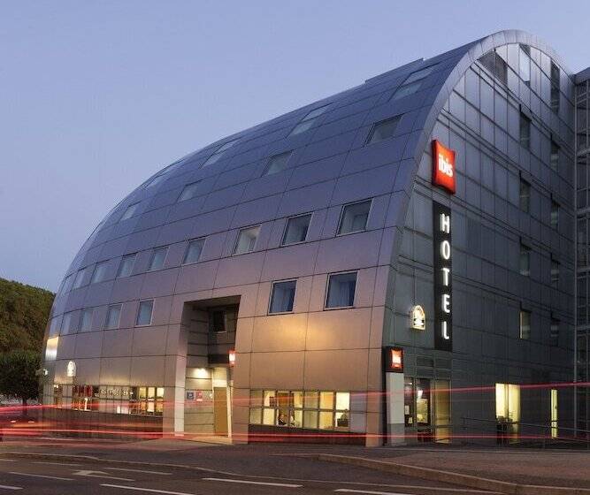 هتل Ibis Besançon Centre La City