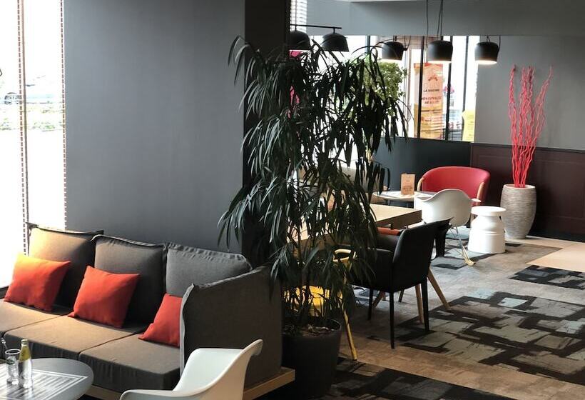 בית מלון כפרי Ibis Lyon Caluire Cité Internationale