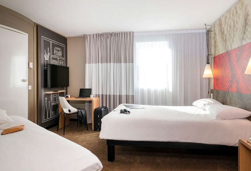 Отель Ibis Lyon Caluire Cité Internationale