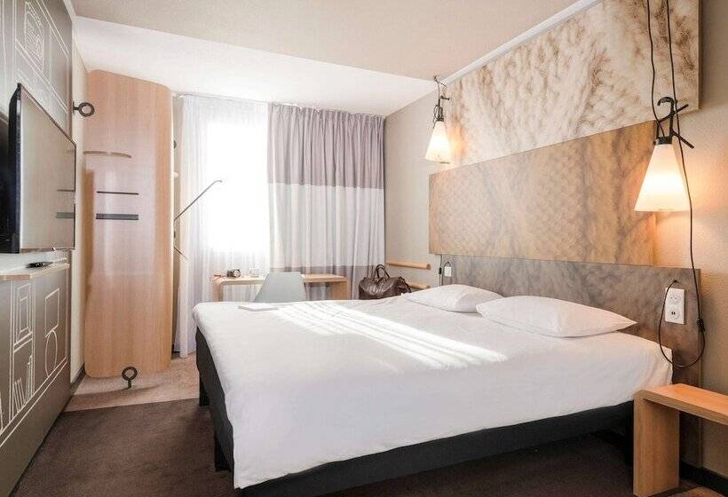 בית מלון כפרי Ibis Lyon Caluire Cité Internationale