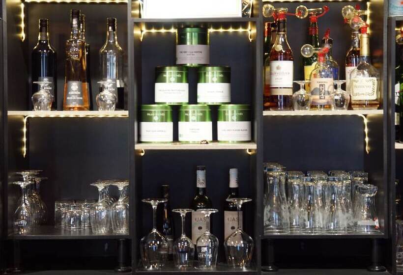 Отель Ibis Manosque Cadarache