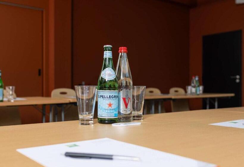 Отель Ibis Styles Lille Aeroport