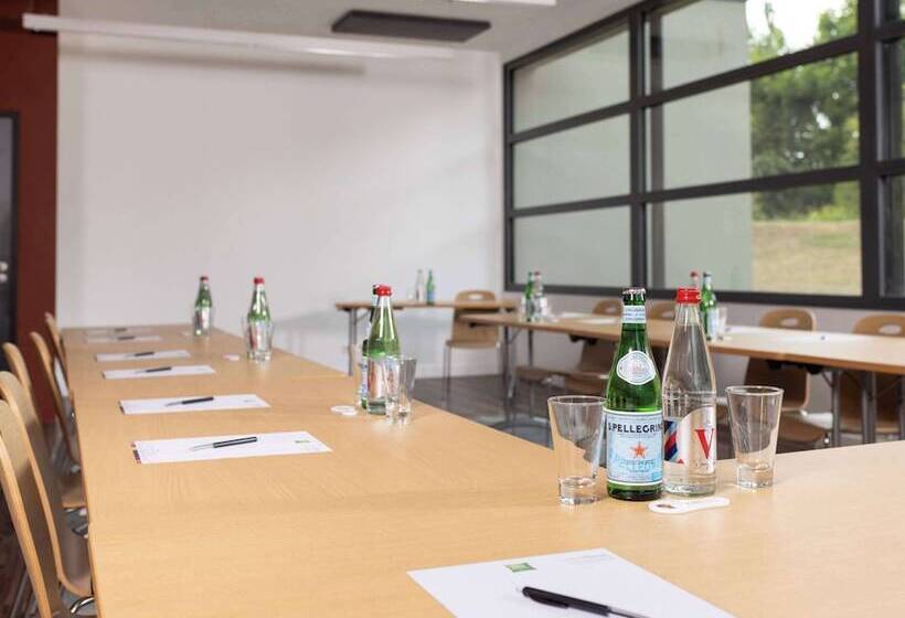 Отель Ibis Styles Lille Aeroport