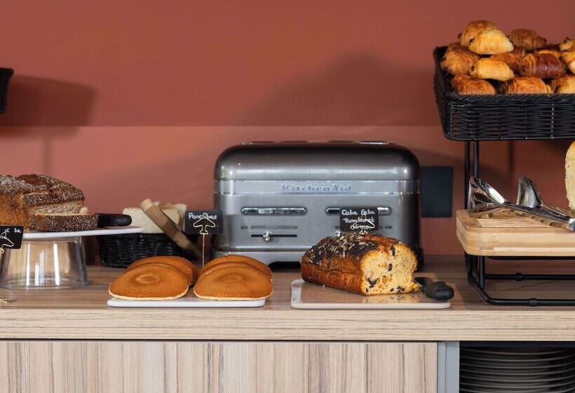 Отель Ibis Styles Lille Aeroport