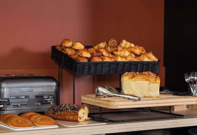 Отель Ibis Styles Lille Aeroport