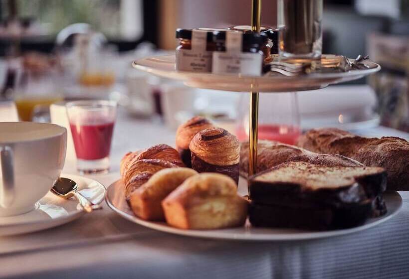 호텔 La Pyramide Maison Henriroux