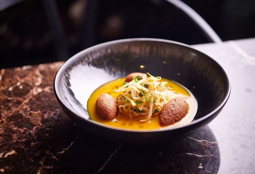 호텔 La Pyramide Maison Henriroux