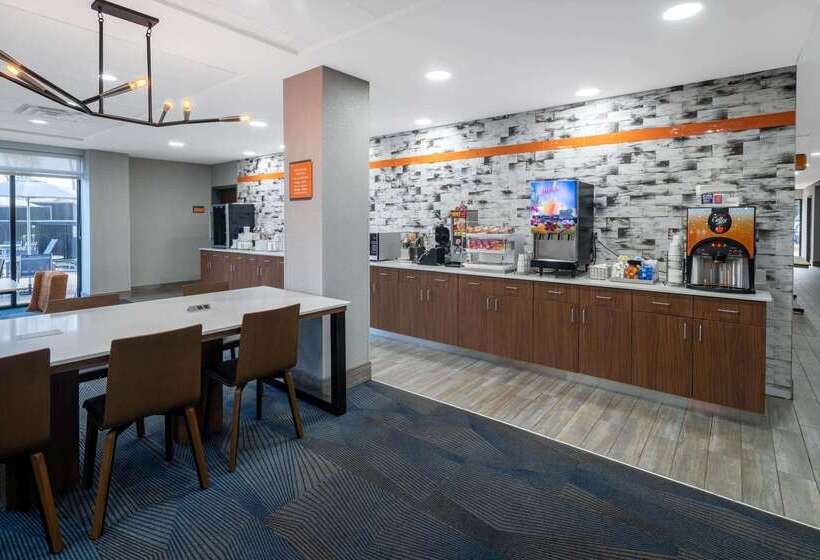 هتل La Quinta Inn & Suites By Wyndham Albany Ga