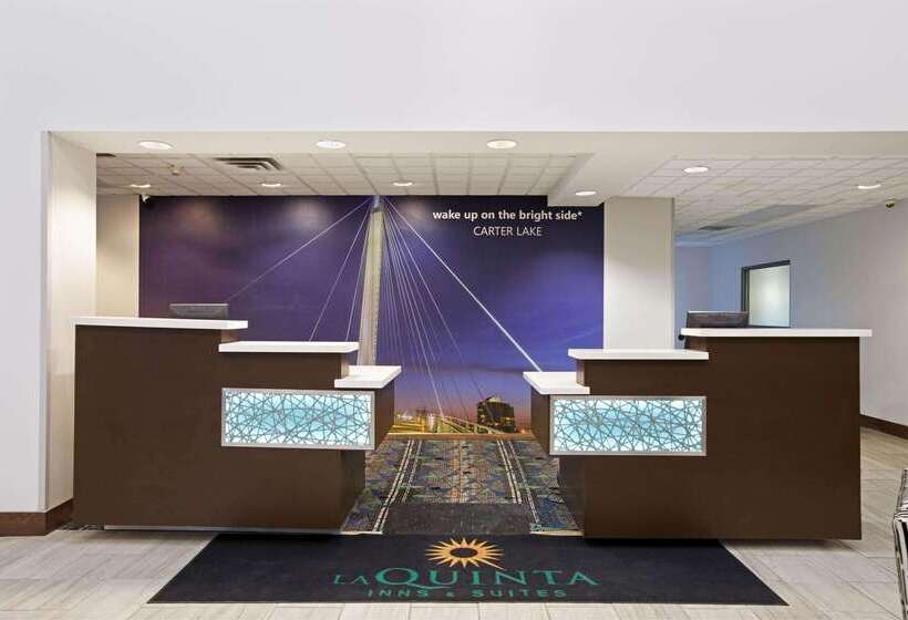 ホテル La Quinta Inn & Suites By Wyndham Omaha Airport Downtown