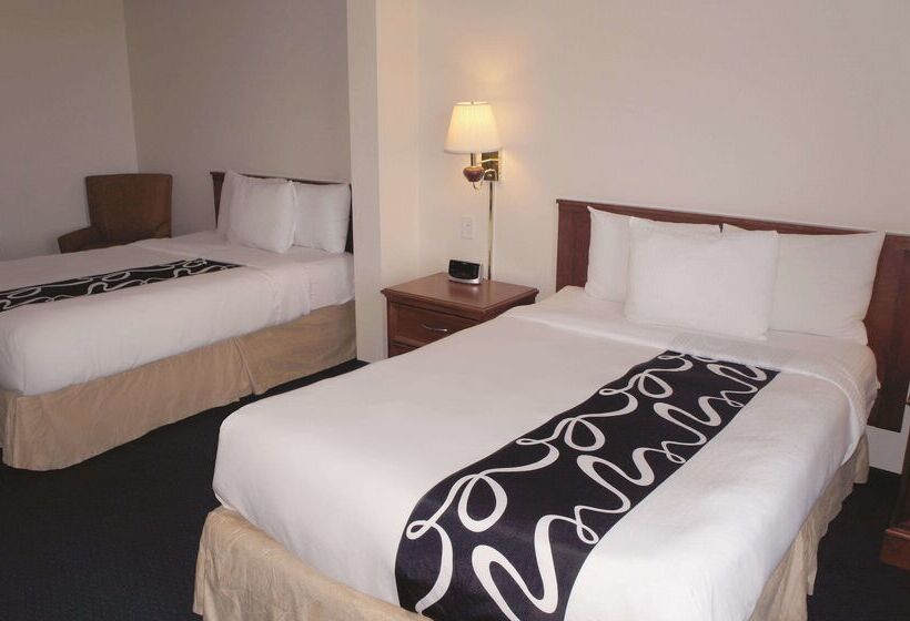 ホテル La Quinta Inn & Suites By Wyndham Omaha Airport Downtown