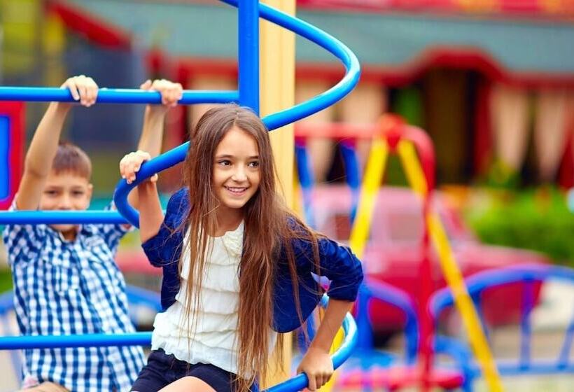 Lady Gregory Hotel, Leisure Club & Beauty Rooms