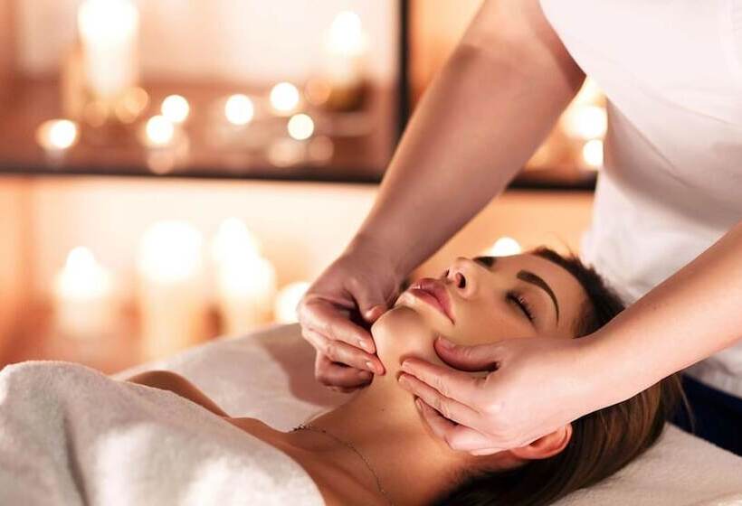 Lady Gregory Hotel, Leisure Club & Beauty Rooms