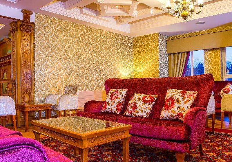 Lady Gregory Hotel, Leisure Club & Beauty Rooms