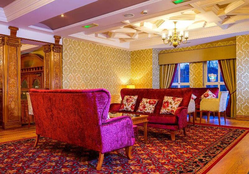 Lady Gregory Hotel, Leisure Club & Beauty Rooms