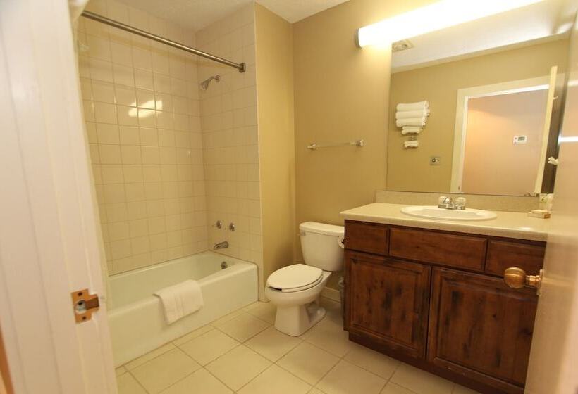 فندق Lake Barkley State Resort