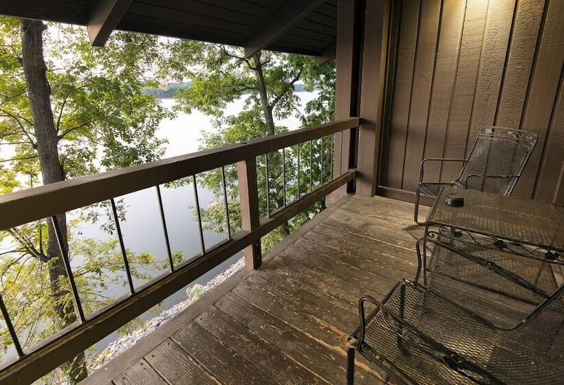 فندق Lake Barkley State Resort