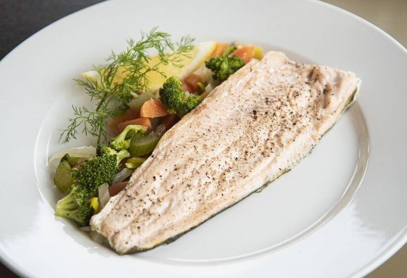 Lavik Fjord Hotel & Apartments