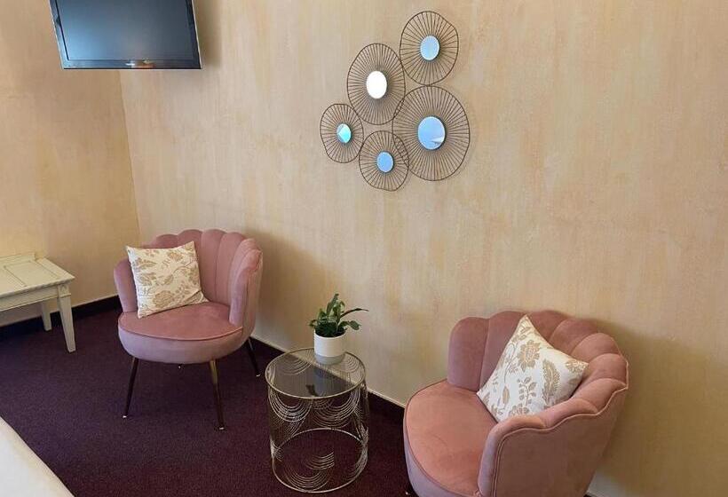 בית מלון כפרי Le Grand Hôtel