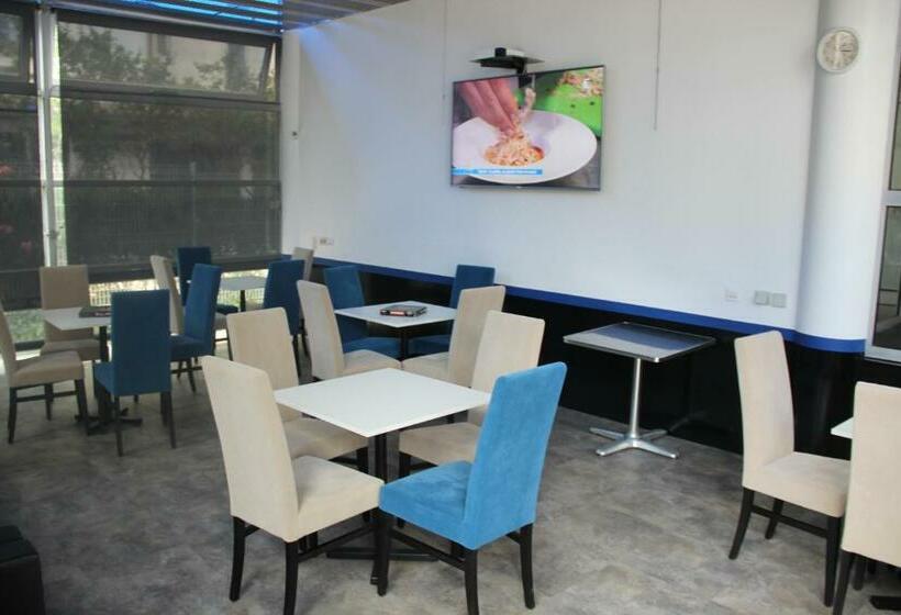 ホテル Les Thermes