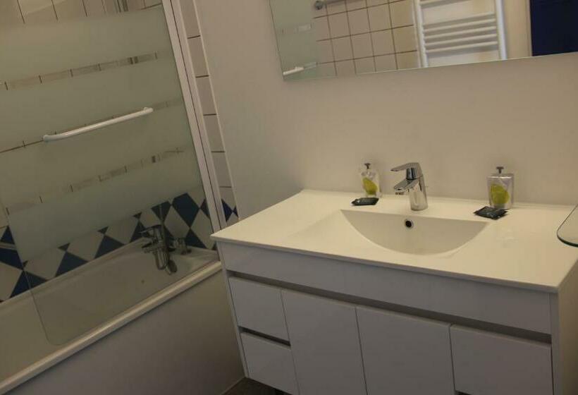 ホテル Les Thermes