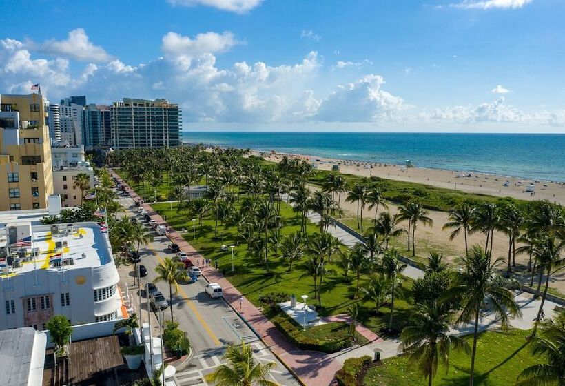 Leslie Hotel Ocean Drive