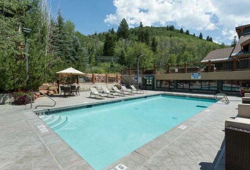 Hotel Lodges At Deer Valley