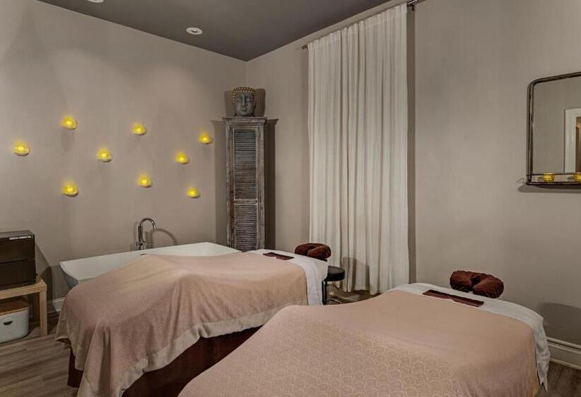 فندق Marriott's Barony Beach Club