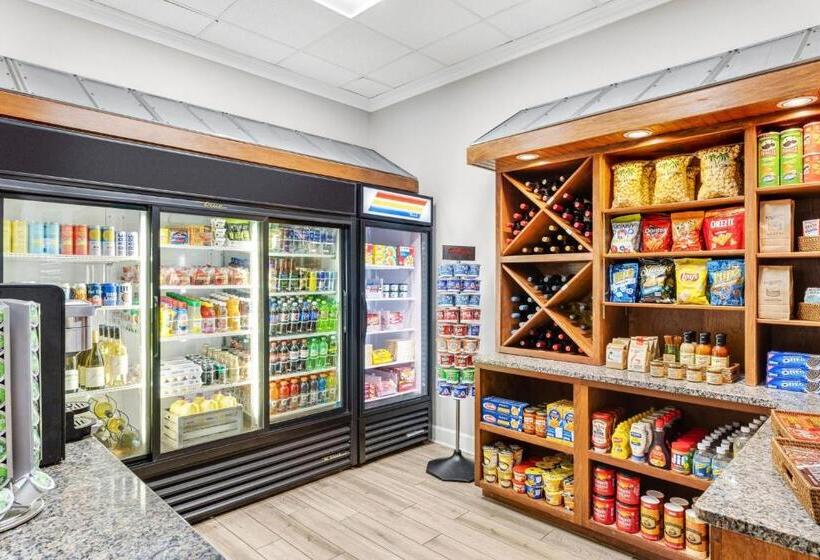 فندق Marriott's Barony Beach Club