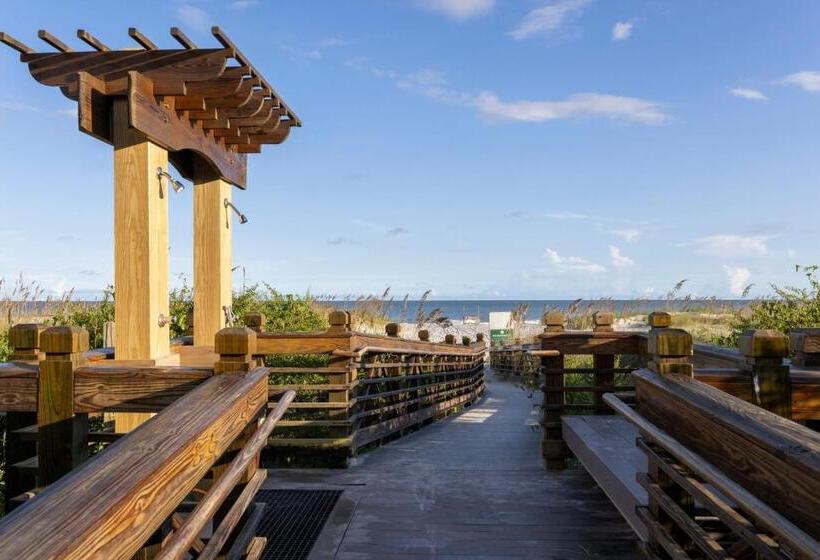 فندق Marriott's Barony Beach Club