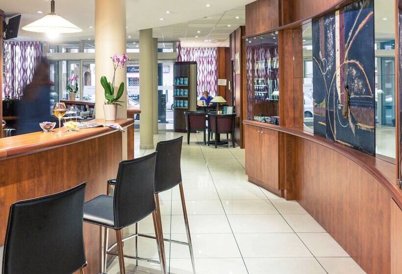 Отель Mercure Béziers