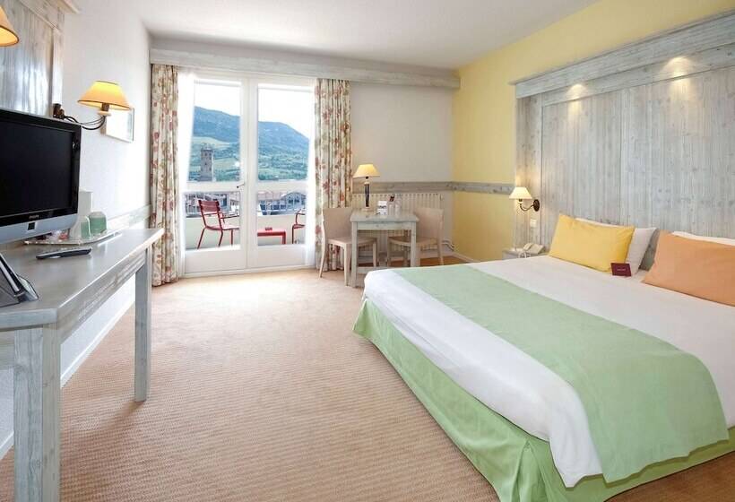 Отель Mercure Millau