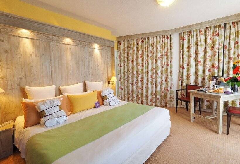 Отель Mercure Millau