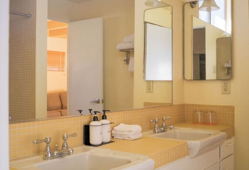 酒店 Mojave Resort