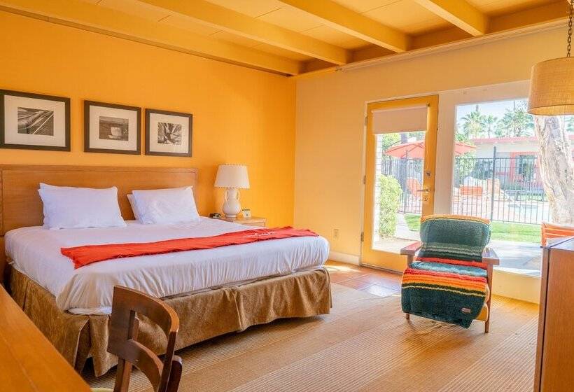 בית מלון כפרי Mojave Resort