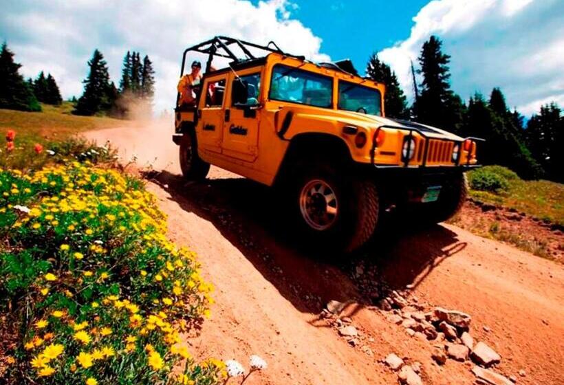 호텔 Mountain Thunder Lodge