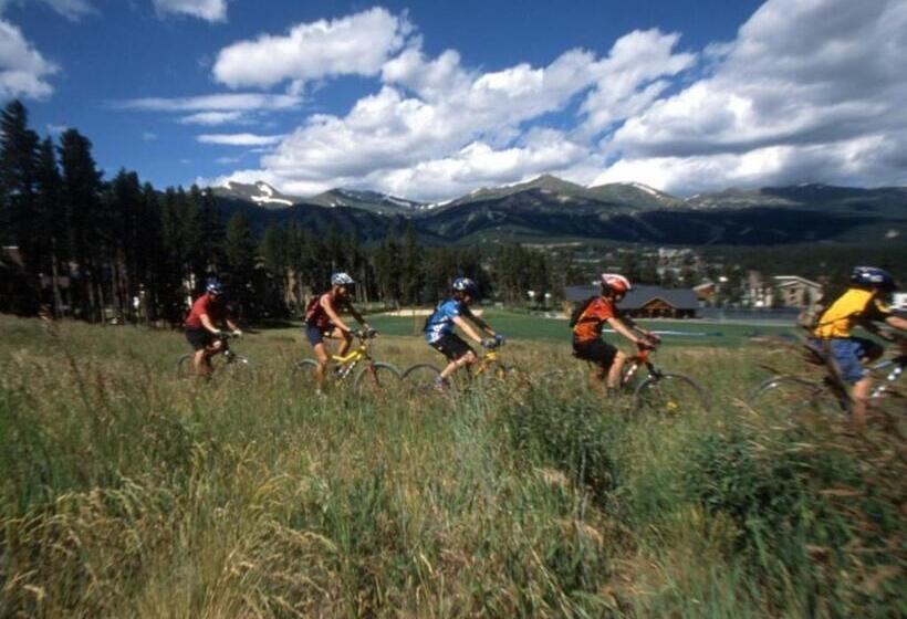 호텔 Mountain Thunder Lodge