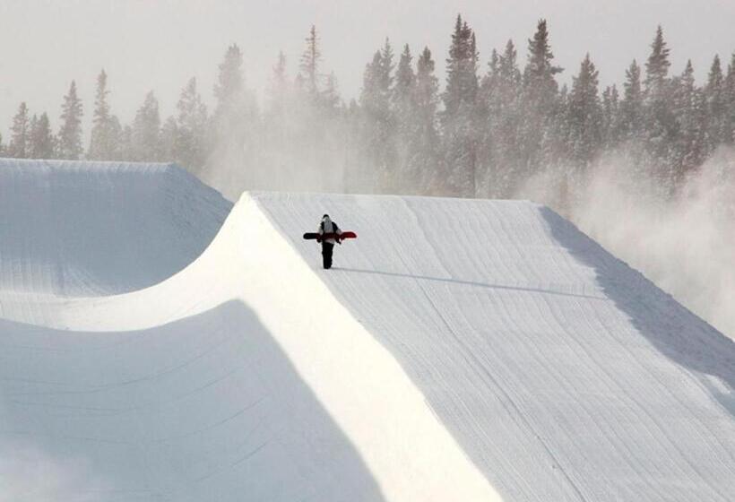 호텔 Mountain Thunder Lodge