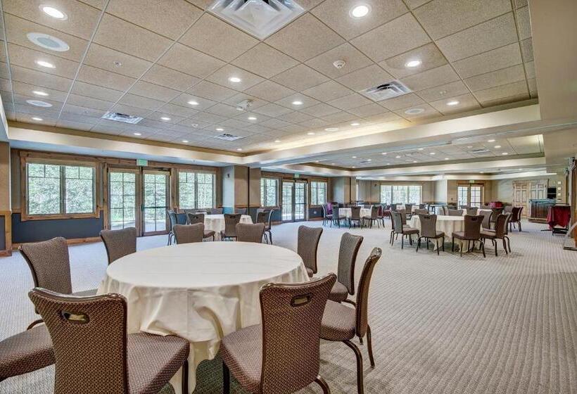 호텔 Mountain Thunder Lodge